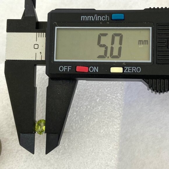 Sterling Silver 925 STS Chuck Clemency Oval Peridot 3 Stone Ring Sz 4.75 - Picture 16 of 16